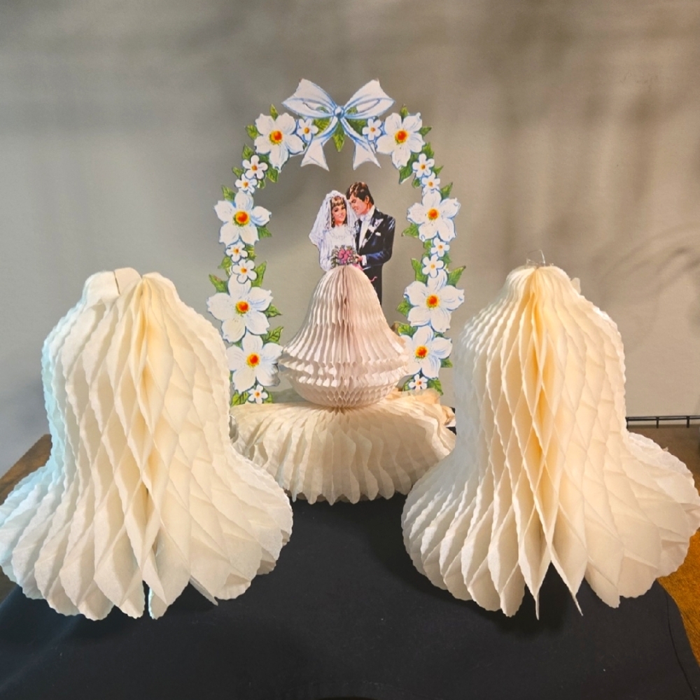 VTG Bridal Party Decorations
